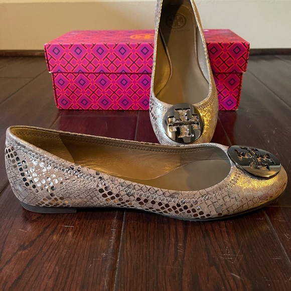 BNWT Tory Burch Bonneville Pewter leather Revas - Picture 3 of 5